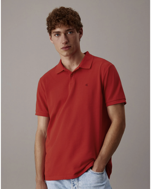 Polo Calvin Klein con Monograma Bordado Hombre rojo