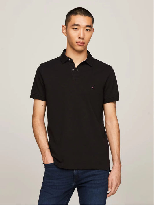 Polo negra para hombre corte regular en algodón 1985